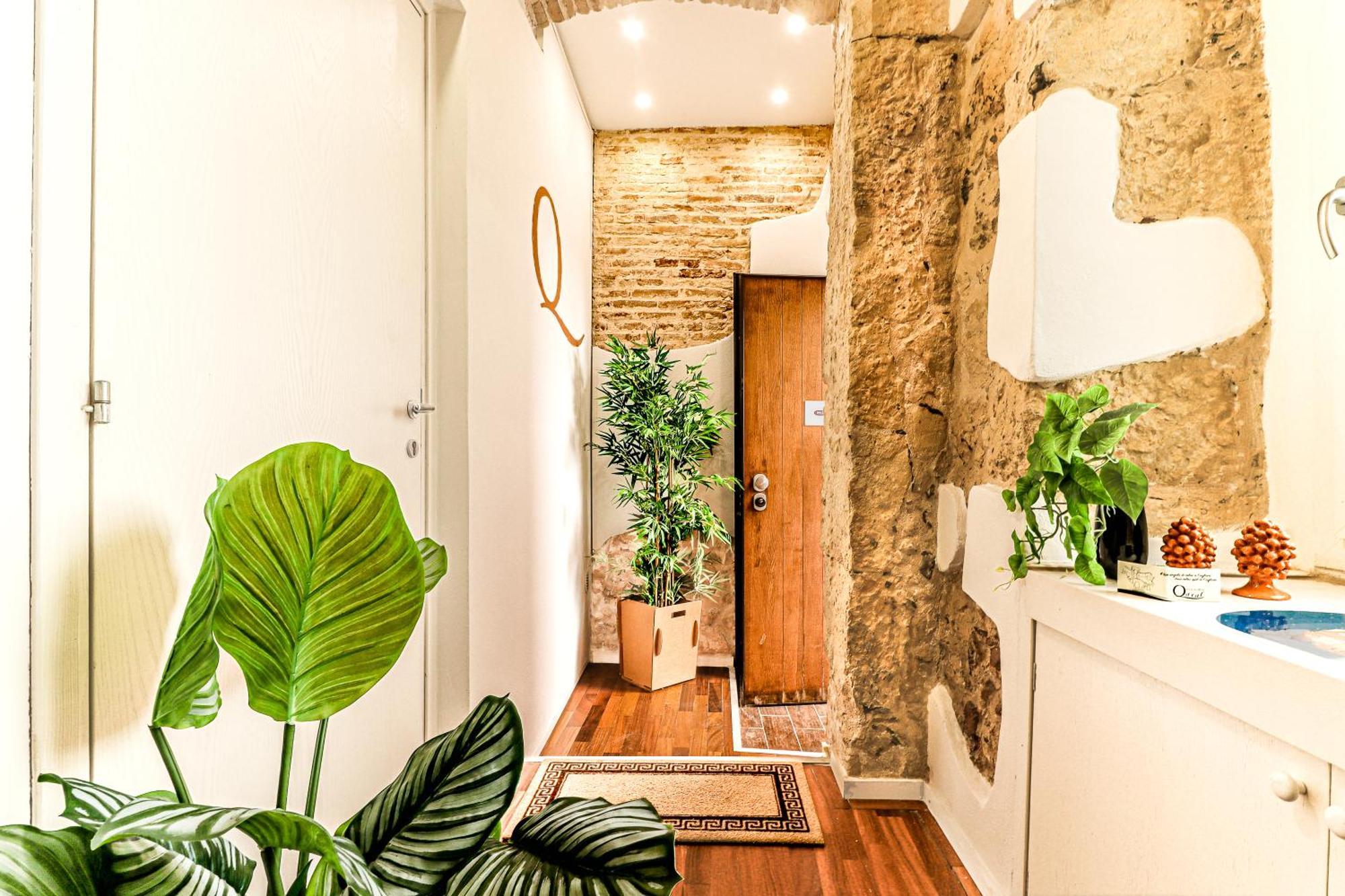 B&B Qaral Cagliari Bagian luar foto